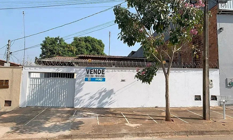 Casa Com 2 Quartos E...