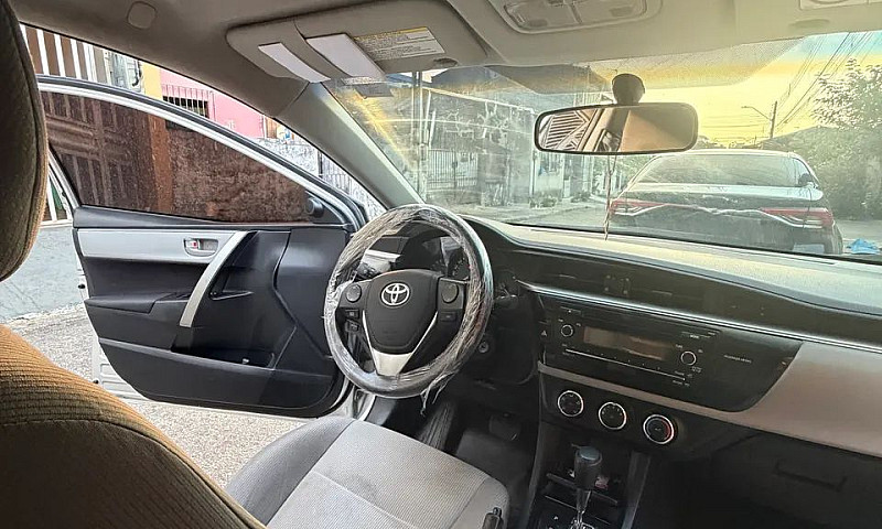 Toyota Corolla Gli 1...