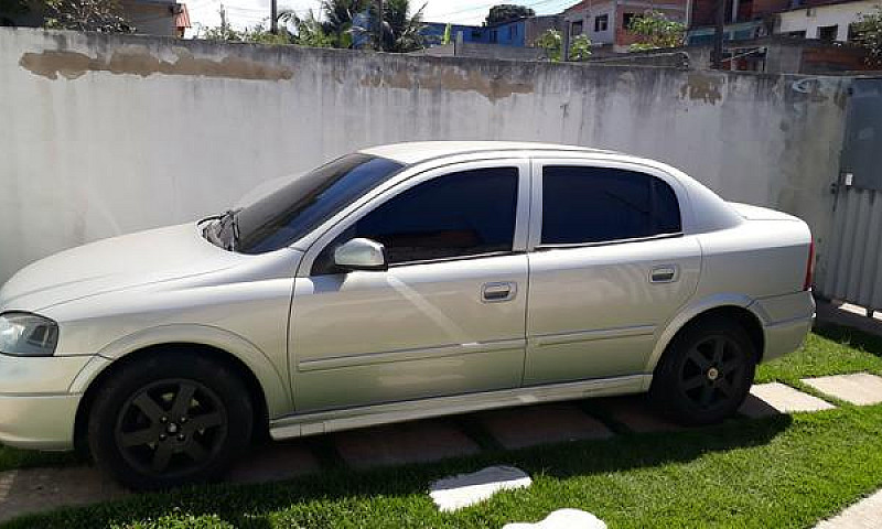 Astra Sedan Completo...