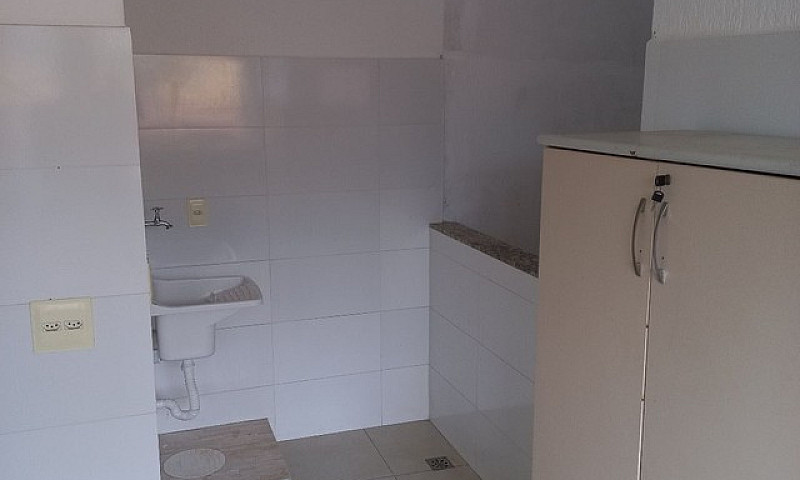Alugo Apt 01 Com Gar...