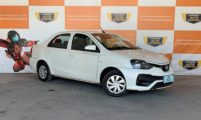 Toyota Etios Sedan X...