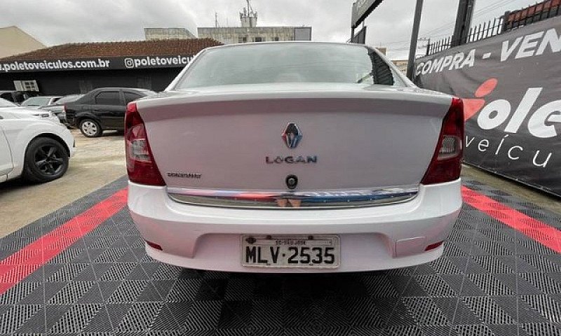 Renault Logan Expres...