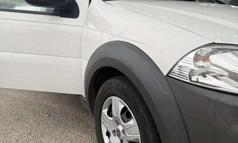 Fiat Strada Working ...