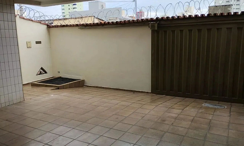 Casa Disponível Para...