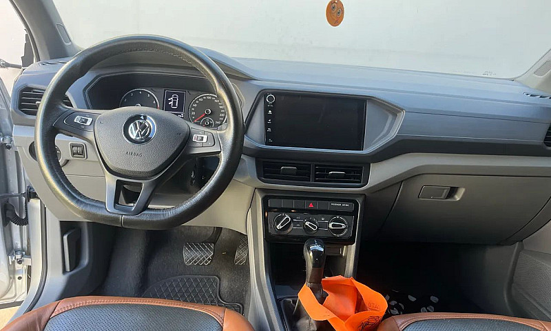 Volkswagen T-Cross S...