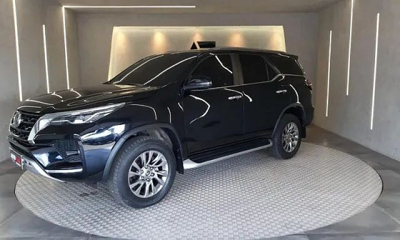 Toyota Hilux Sw4 Srx...