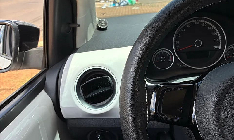 Volkswagen Up! Take ...