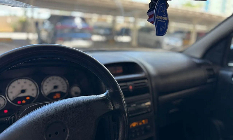 Chevrolet Astra Adva...