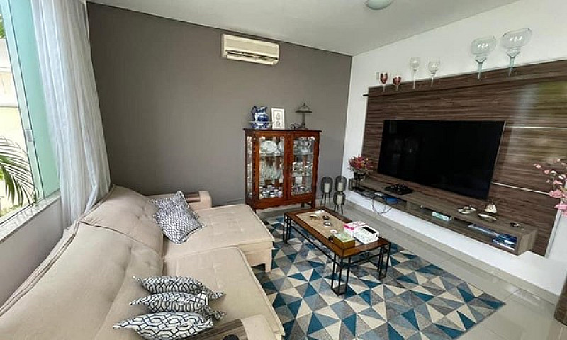 Casa Em Condomínio N...