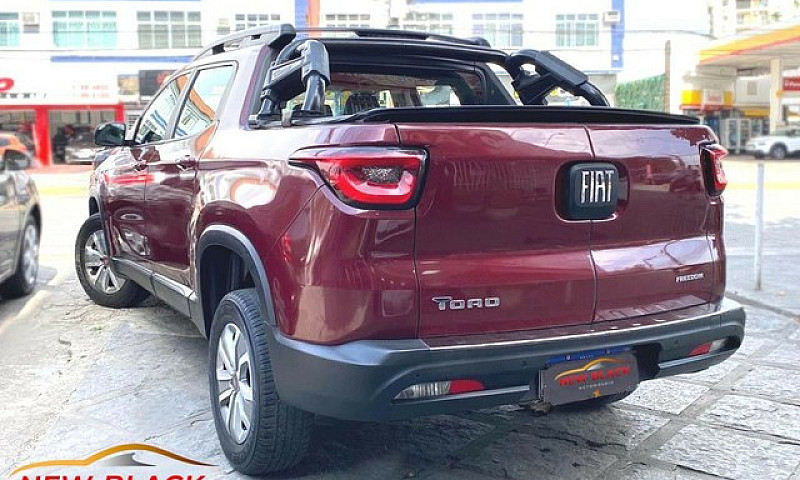 Fiat Toro Freedom 1....