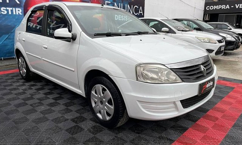 Renault Logan Expres...