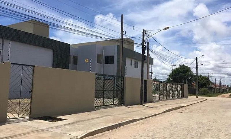 Alugo Casa Com Suíte...