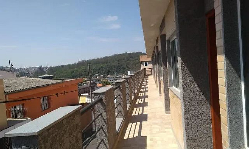 Casa Jd. Egle, 2 Suí...