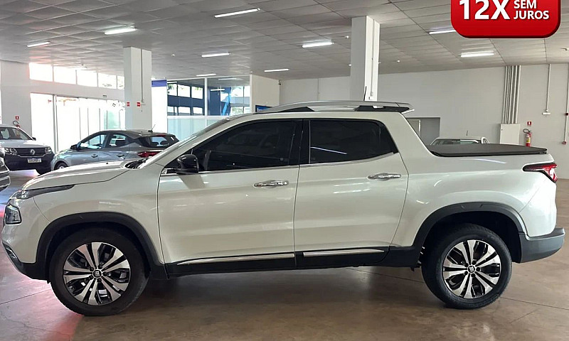 Fiat Toro Volcano 2....