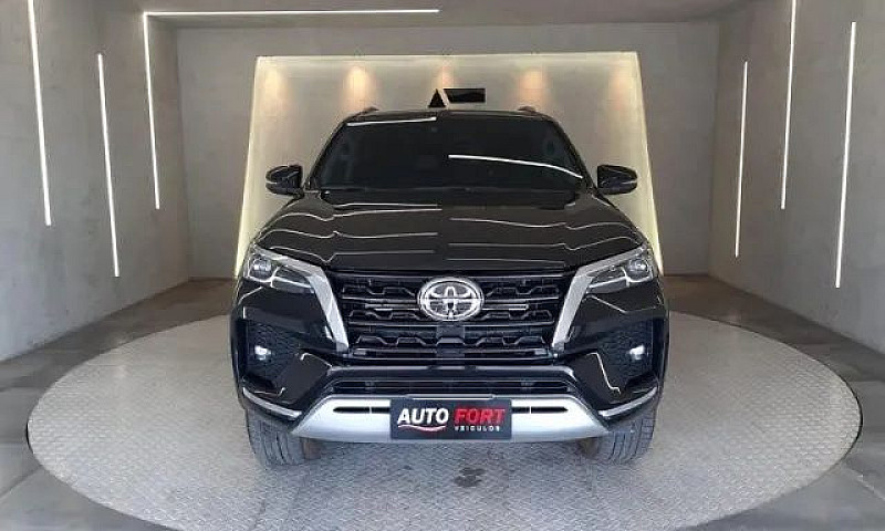 Toyota Hilux Sw4 Srx...