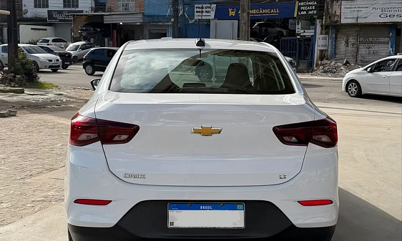 Chevrolet Onix Plus ...