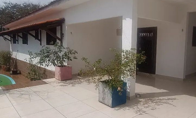 Casa Para Locação A ...
