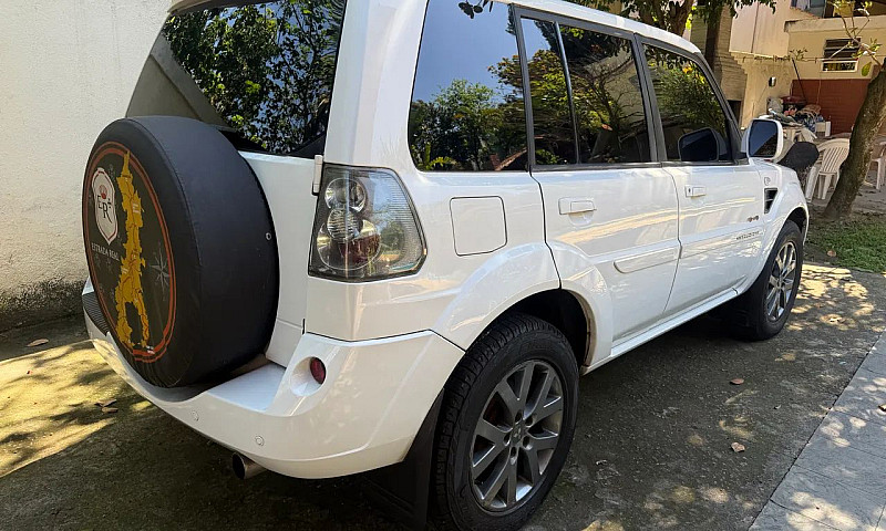 Mitsubishi Pajero Tr...