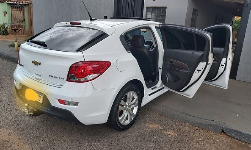 Cruzer Hatch Ltz 201...
