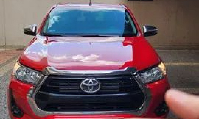 Hilux 21/21 Vermelha...