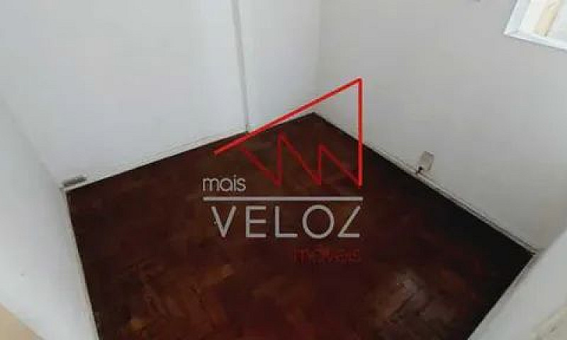 Apartamento-À Venda-...