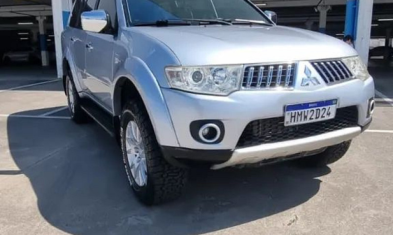 Mitsubishi Pajero Da...