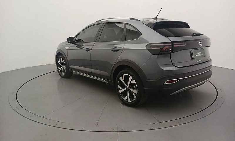 Volkswagen Nivus Hig...