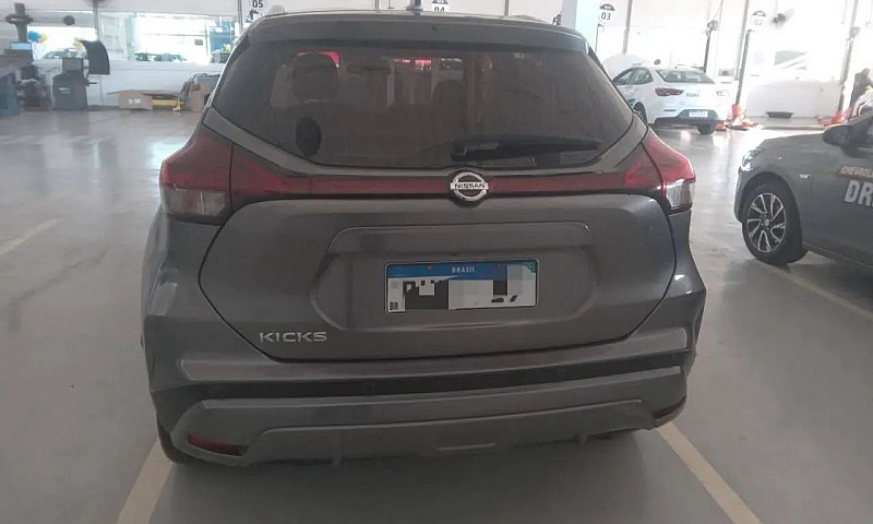 Nissan Kicks Advance...