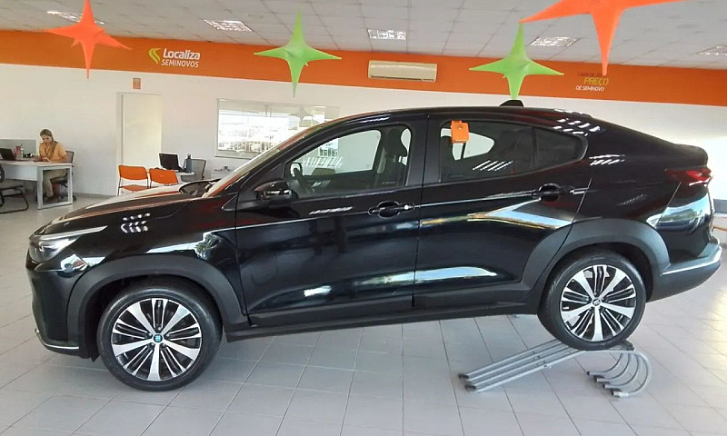 Fiat Fastback 2024 1...
