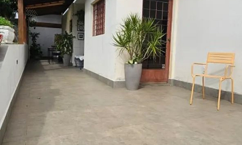 Casa Para Venda Em A...