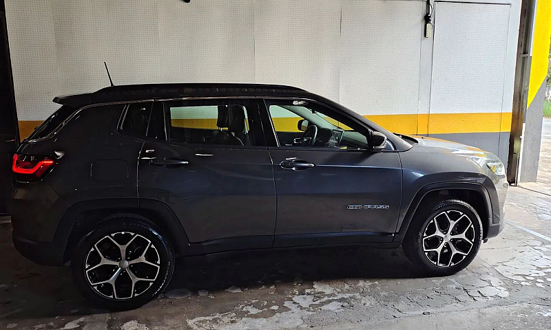 Jeep Compass Long. T...