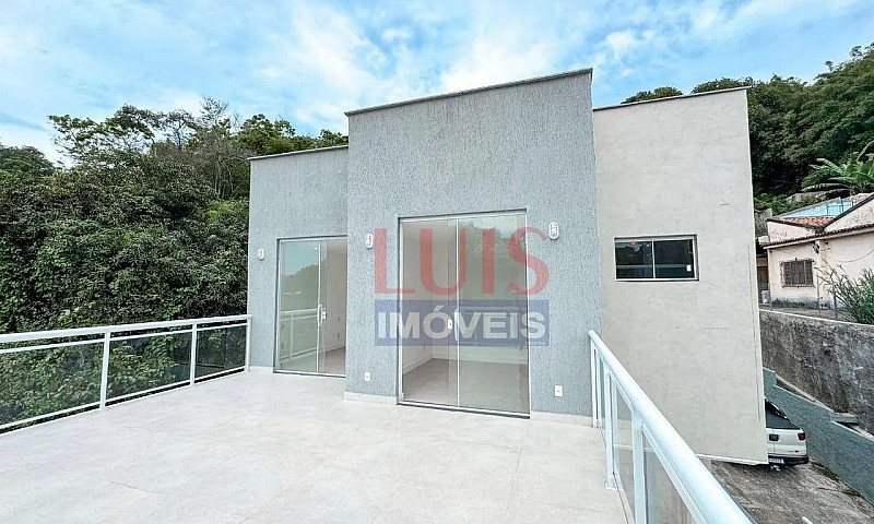 Casa Com 3 Dormitóri...