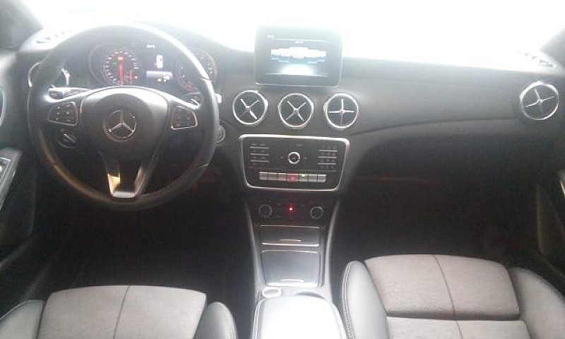 Mercedes-Benz  Gla 2...