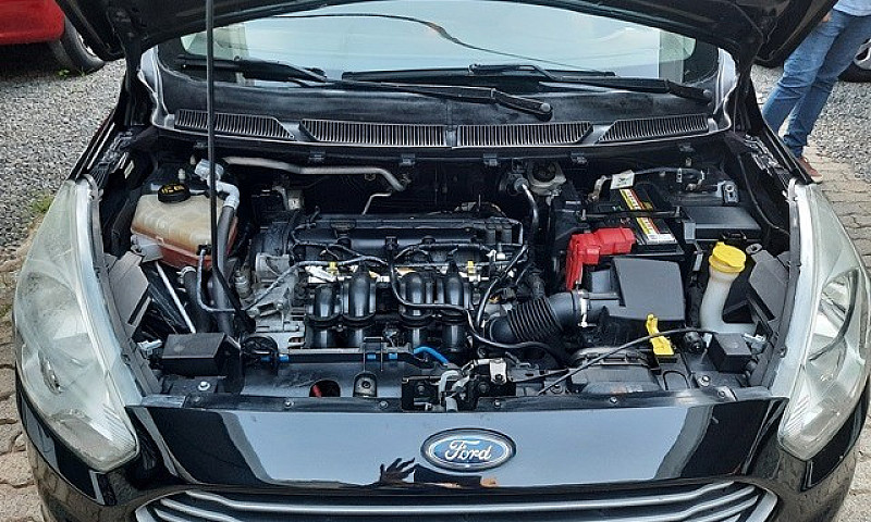 Ka Sedan 1.5 Flex An...