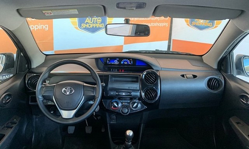Toyota Etios Sedan X...