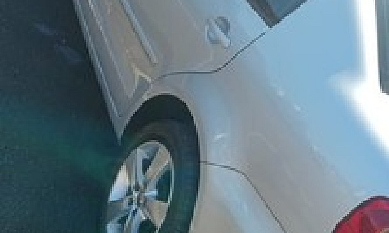 Polo Sedan 2014 Comf...