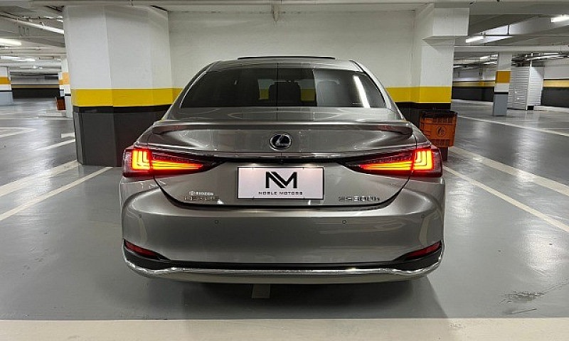 Lexus Es300H Híbrido...