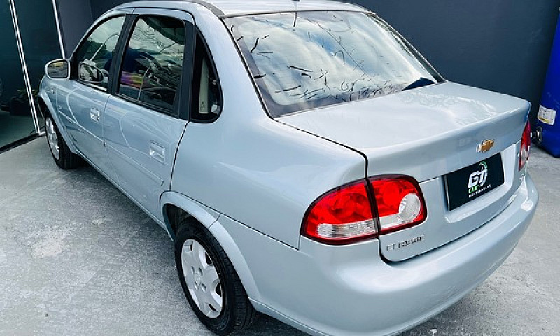 Corsa Classic Com Ar...
