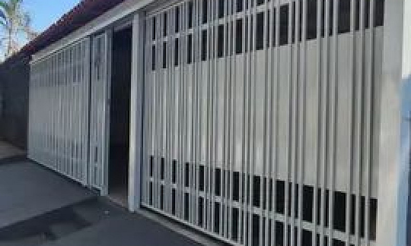 Excelente Casa Recém...