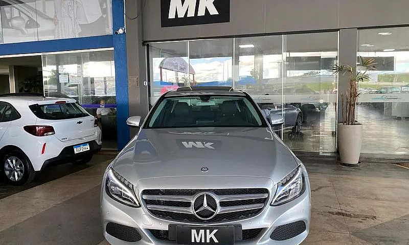 Mercedes-Benz C200 2...