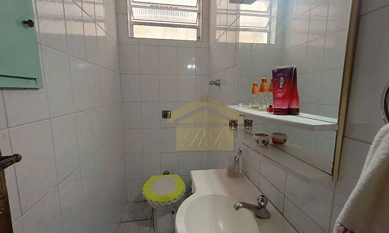 Casa Com 3 Dormitóri...