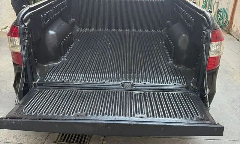 Chevrolet Montana Ls...