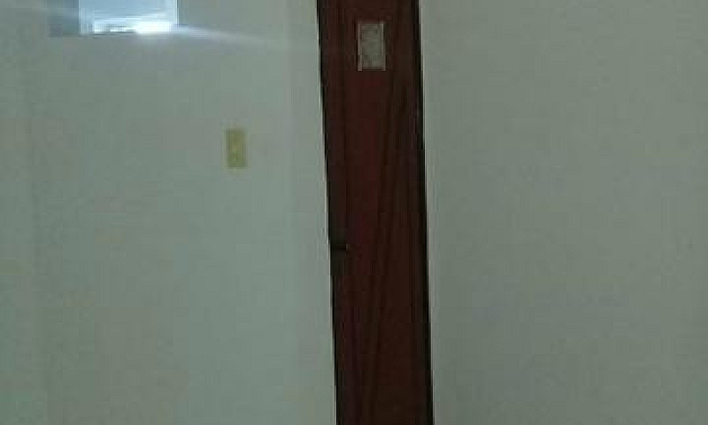 Vende - Se Uma Casa ...