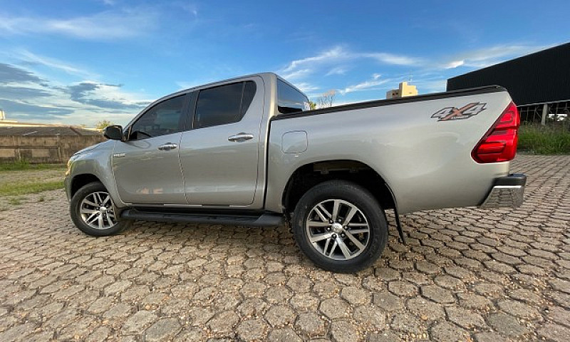 Hilux 18/19...