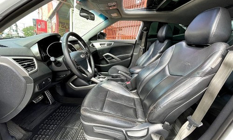 Hyudai Veloster 1.6 ...