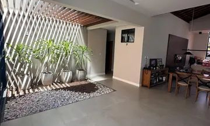 Casa Condomínio Maik...