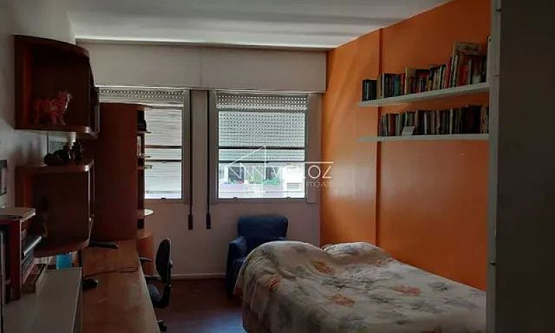 Apartamento-À Venda-...