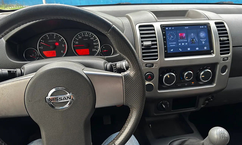 Nissan Frontier Sv A...