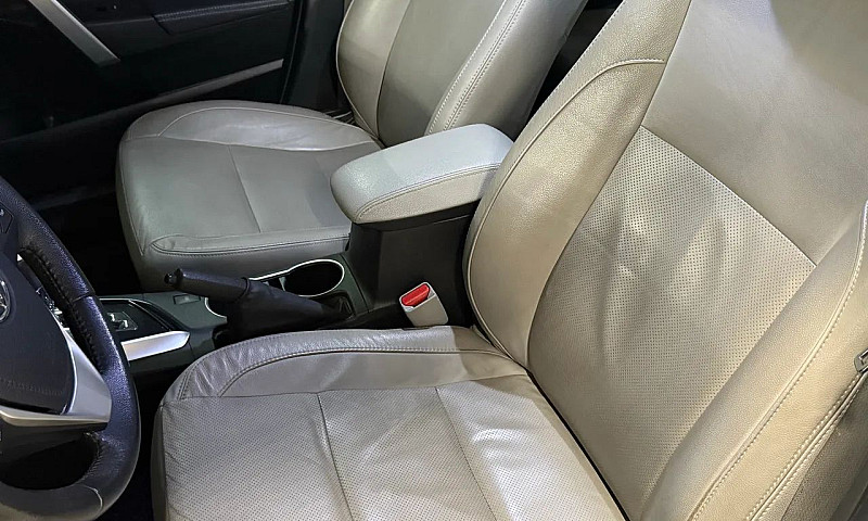 Toyota Corolla Xei 2...