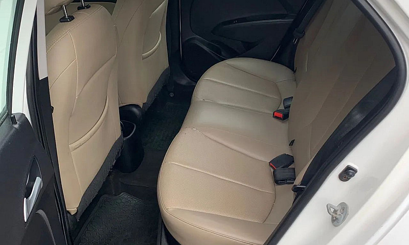 Hyundai Hb20 1 Milli...